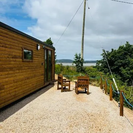 Cosy By The Holiday home *